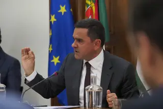 TAP: Pedro Marques insiste no ataque a Pinto Luz, vice do PSD desmente-o e acusa-o de “impreparação”
