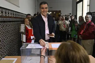 “A jogada de Sánchez”, a direita “infrequentável”, a ilusão Ayuso e outras sete respostas sobre as eleições em Espanha