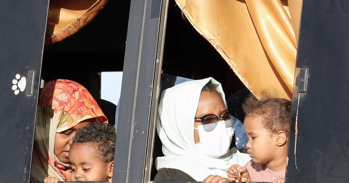 Sudão: número de deslocados no Chade já ultrapassa os 100 mil e ONU pede ajuda