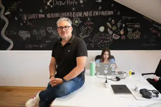 “Se o mundo mudou, o ensino tem de mudar”: Tim Vieira queria uma escola sem turmas, salas de aula e horários. Conseguiu abrir mais de 40