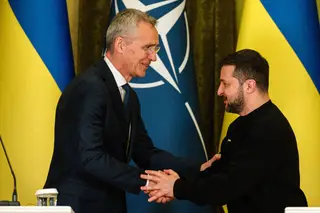 Adesão da Ucrânia à NATO ainda “não é possível”: “o principal entrave é a guerra” mas há outros “problemas por resolver”