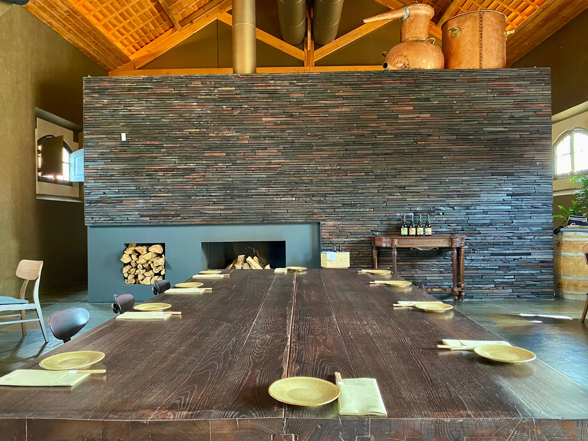 Há uma nova adega com restaurante ao estilo izakaya no Cartaxo