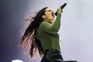 Rosalía passeia-se por Tóquio no vídeo lançado após concerto no Porto