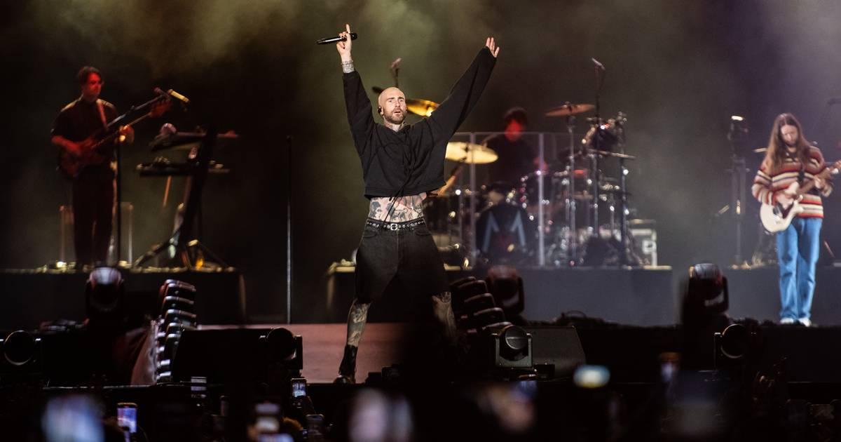 Maroon 5 em Algés, de ‘This Love’ ao ‘improviso’: os melhores vídeos de um concerto sempre pop