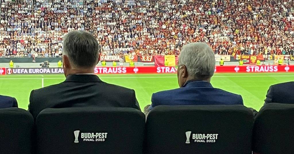 Costa assistiu à final da Liga Europa ao lado de Órban, Marcelo sabia da escala em Budapeste que não estava na agenda