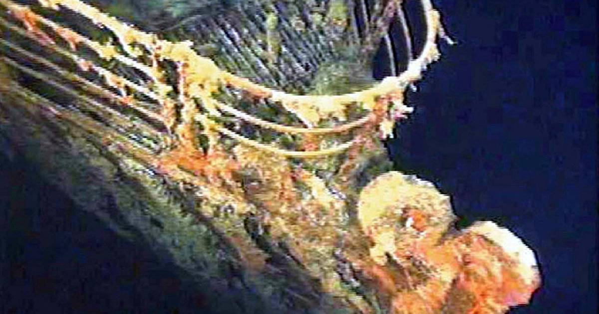 Apenas com mais 40 horas de oxigénio, não há sinais do submarino desaparecido no Atlântico