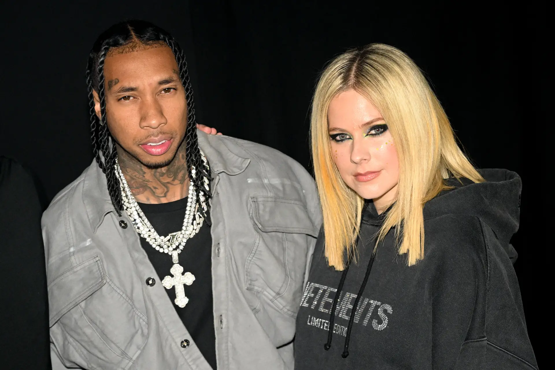 Avril Lavigne e Tyga terminam relação