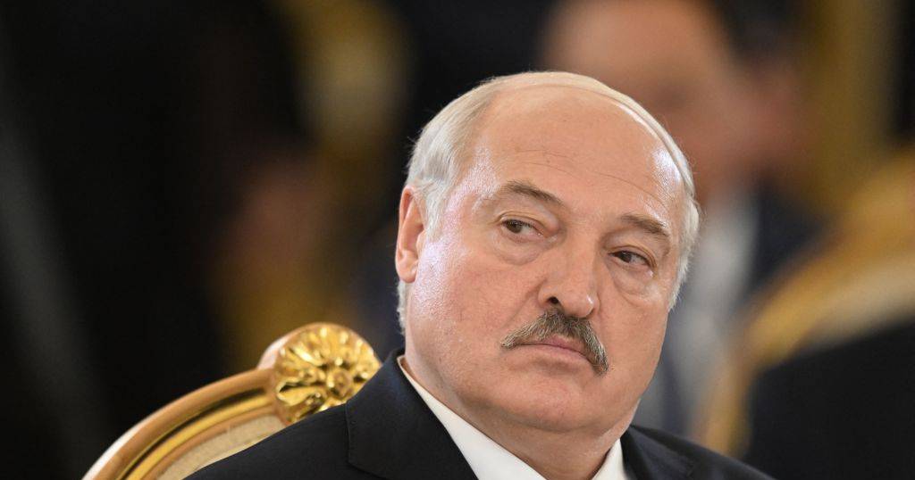 UE quer reforçar sanções contra a Bielorrússia para impedir Moscovo de importar carros de luxo