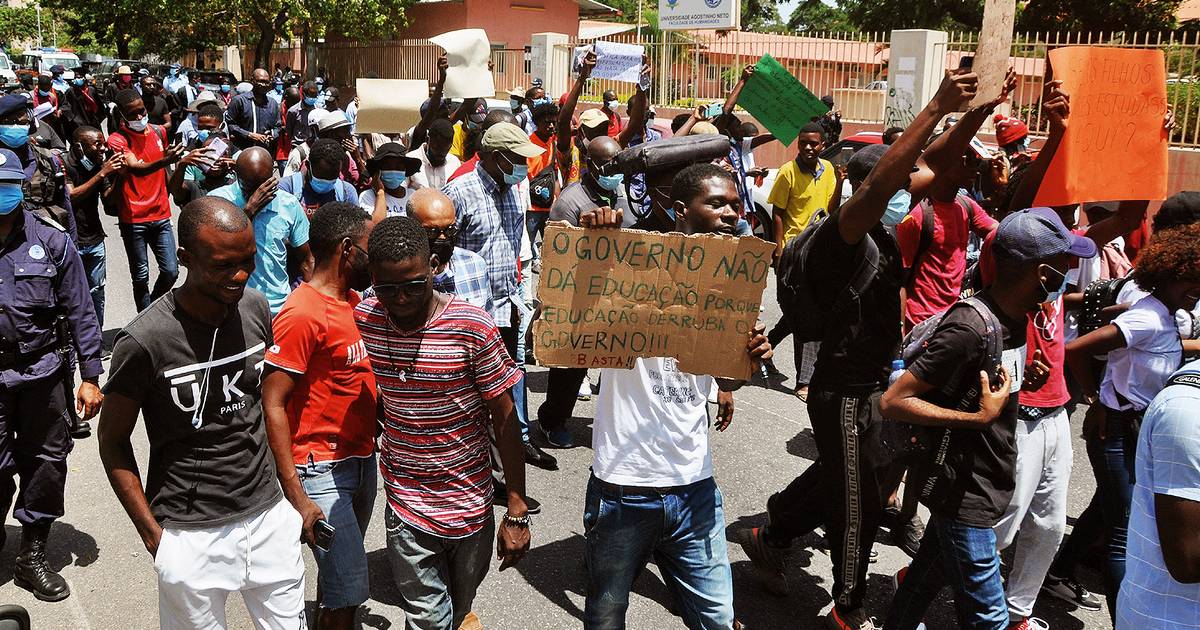 Angola: repressão policial nas manifestações é “bem pior” com João Lourenço