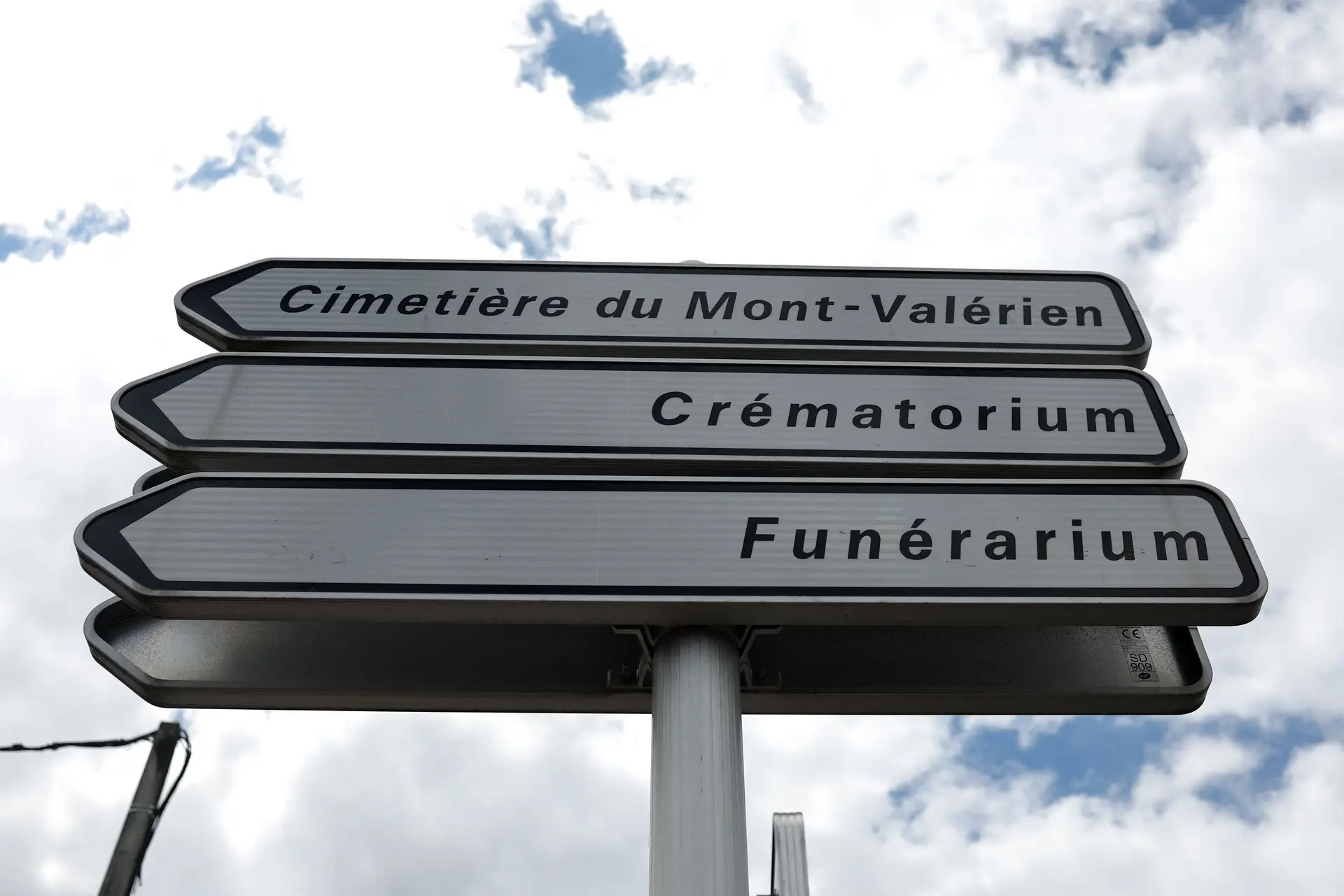Detidas 35 pessoas em Bruxelas em protestos contra morte de jovem por polícia francês