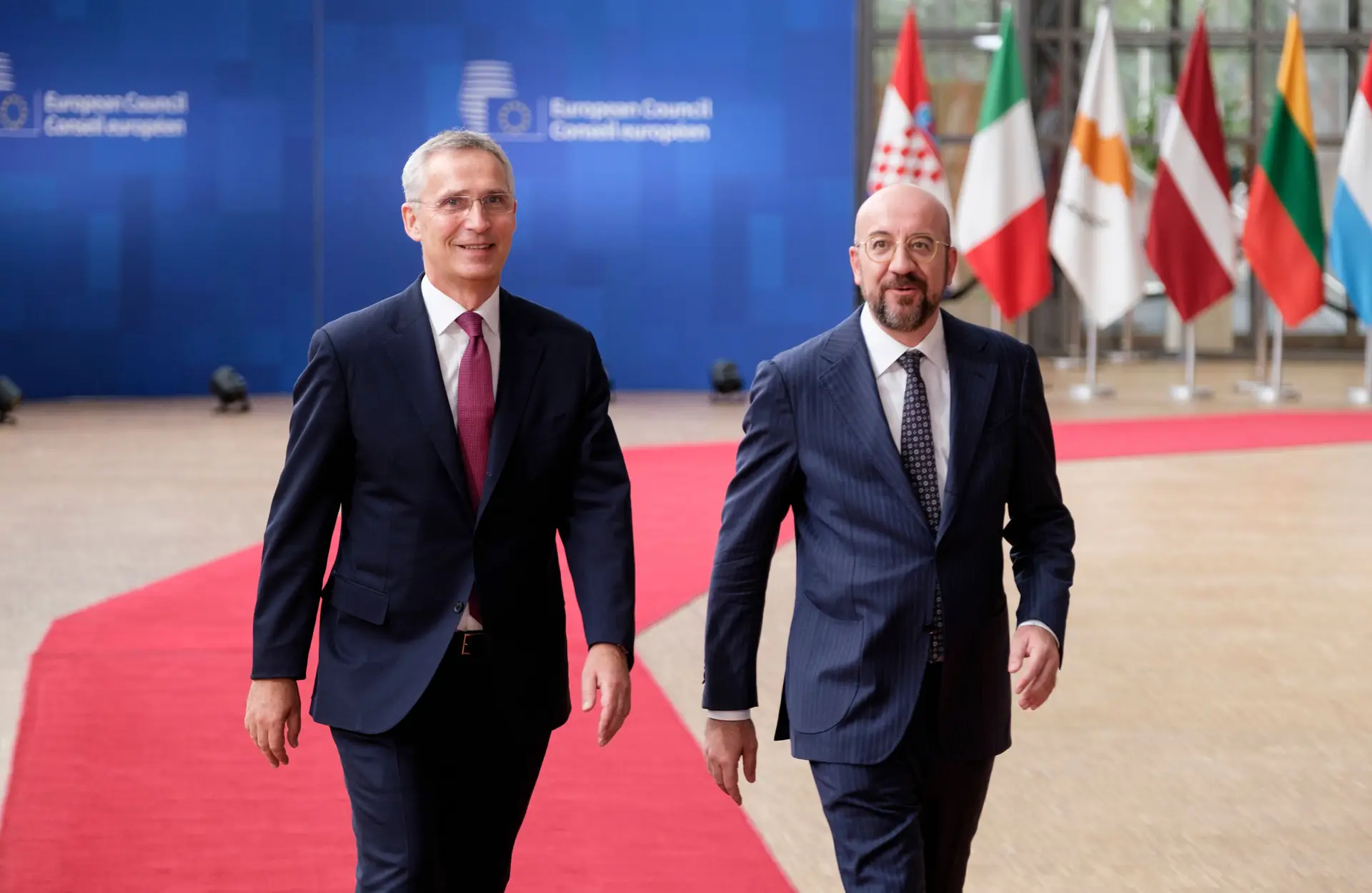 Jens Stoltenberg e Charles Michel 