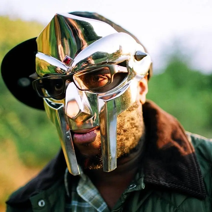 Viúva de MF Doom afirma que o artista morreu por negligência