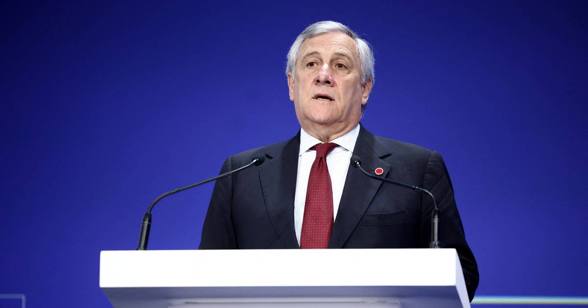 Antonio Tajani vai presidir a Forza Italia após a morte de Berlusconi