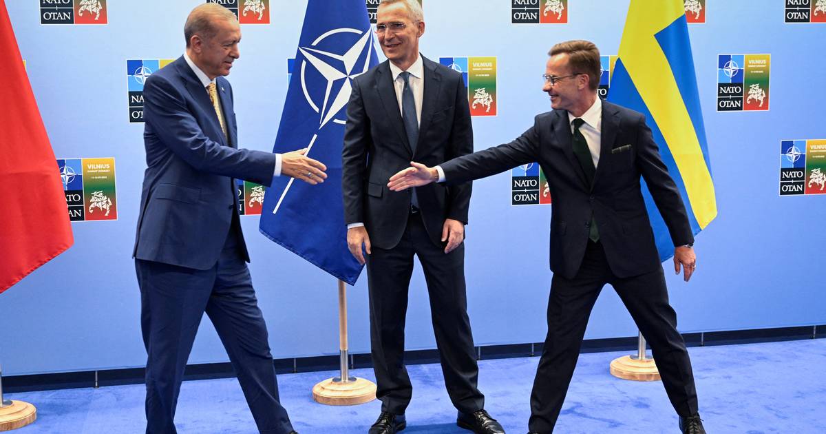 NATO: Erdogan aceita enviar ao parlamento turco acordo de adesão da Suécia