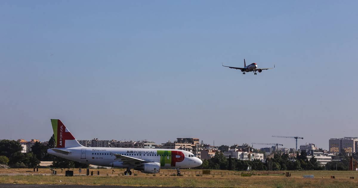 Lisboa terá mais um verão sob pressão num aeroporto à espera de obras