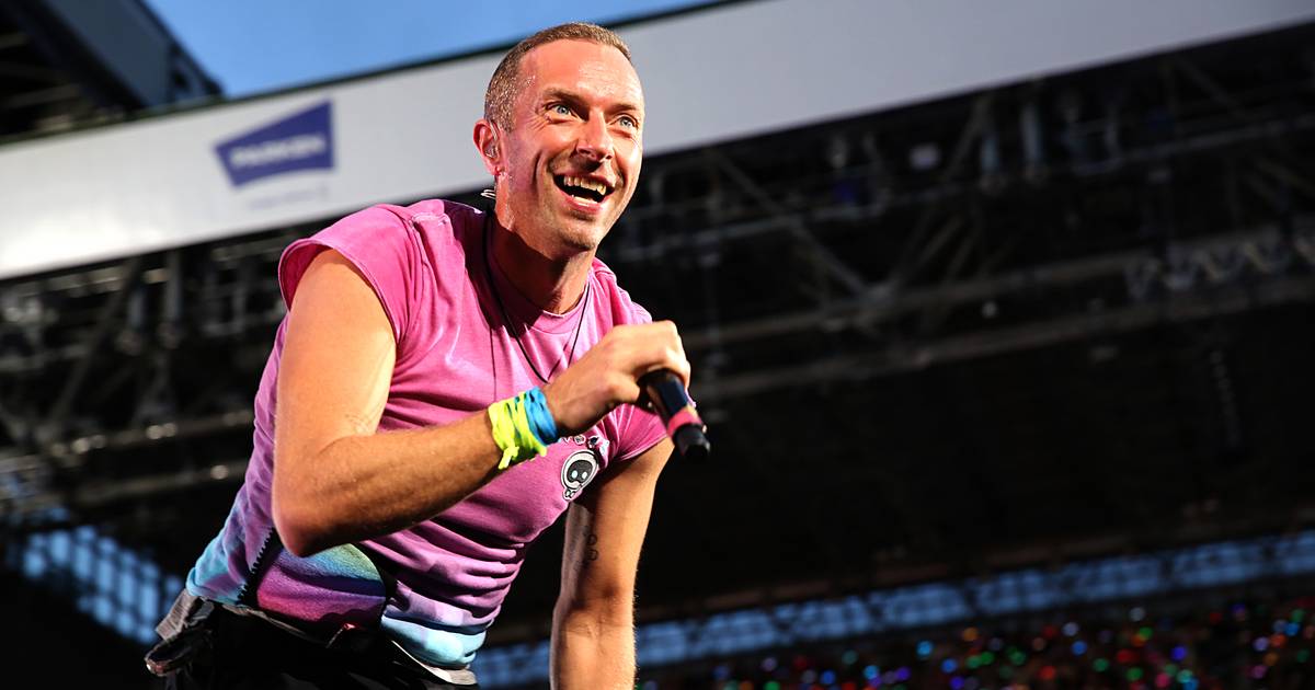 Coldplay surpreendem com versão de Backstreet Boys: veja o vídeo