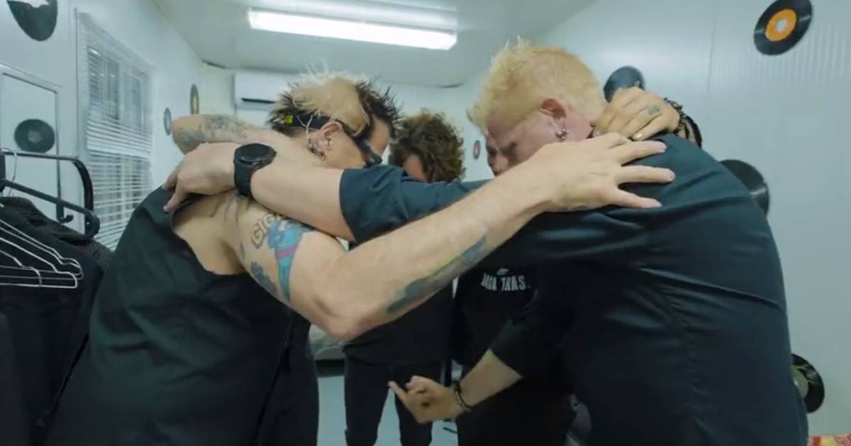 Do abraço no ‘backstage’ aos fãs portugueses: no Super Bock Super Rock, os Offspring partilharam vídeos de tudo o que rodeou o concerto