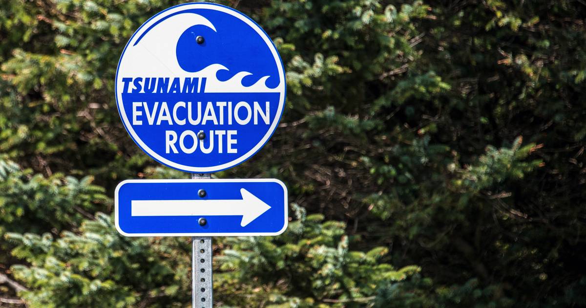 Alerta de tsunami após sismo de magnitude de 7,4 no Alasca