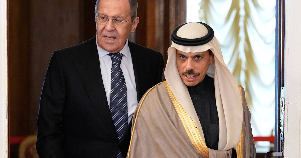 A perigosa ligação entre a Arábia Saudita e a Rússia que controla os preços do petróleo no mercado: “Fortaleceu-se depois da guerra”