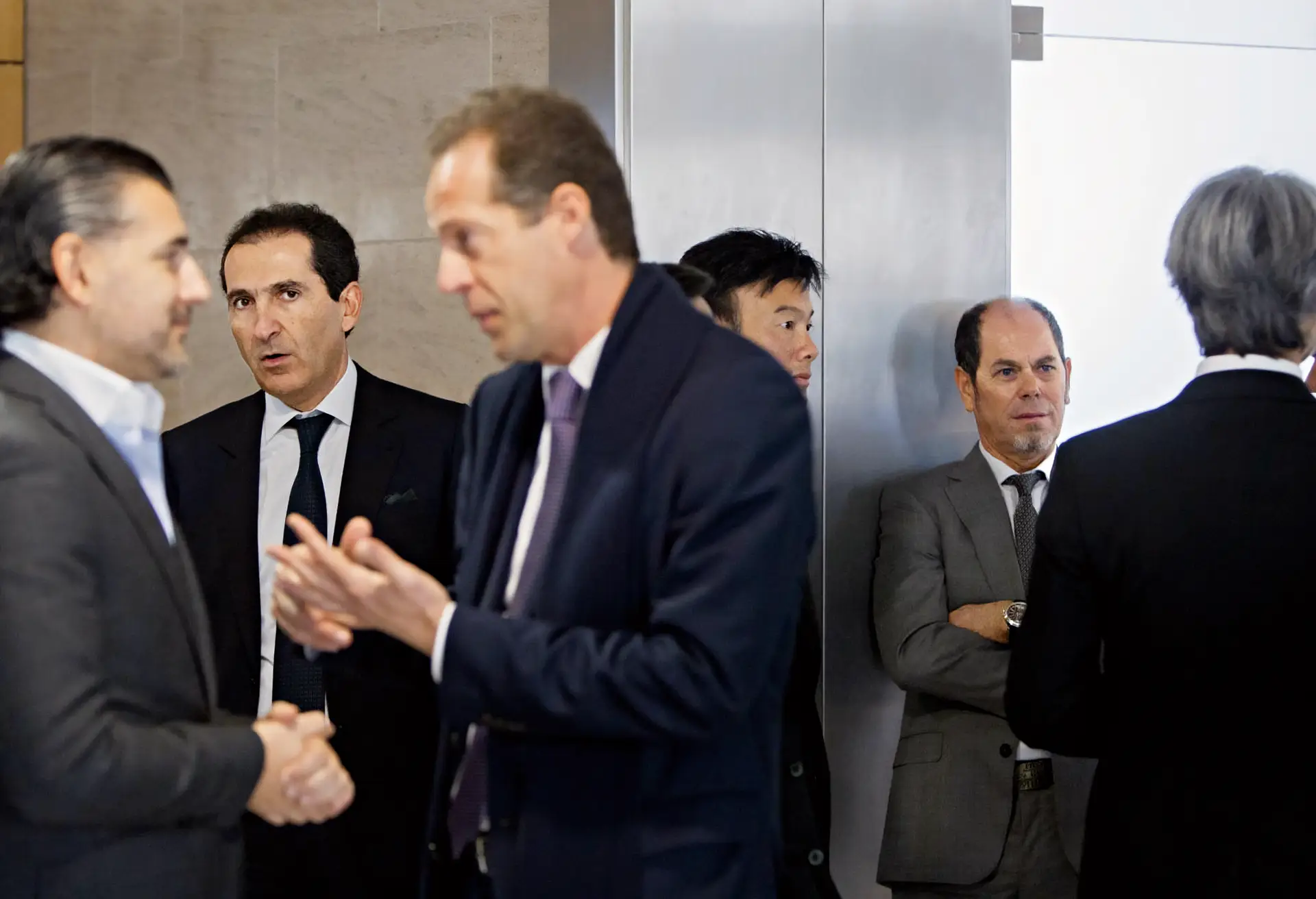 Patrick Drahi (segundo a contar da esq.) tem-se vindo a afastar do acionista e cofundador da Altice, Armando Pereira (segundo a contar da dir.), que deixou de ser acionista da operadora. Alexandre Fonseca (primeiro à esq.), o braço-direito do investidor português, está com as funções suspensas