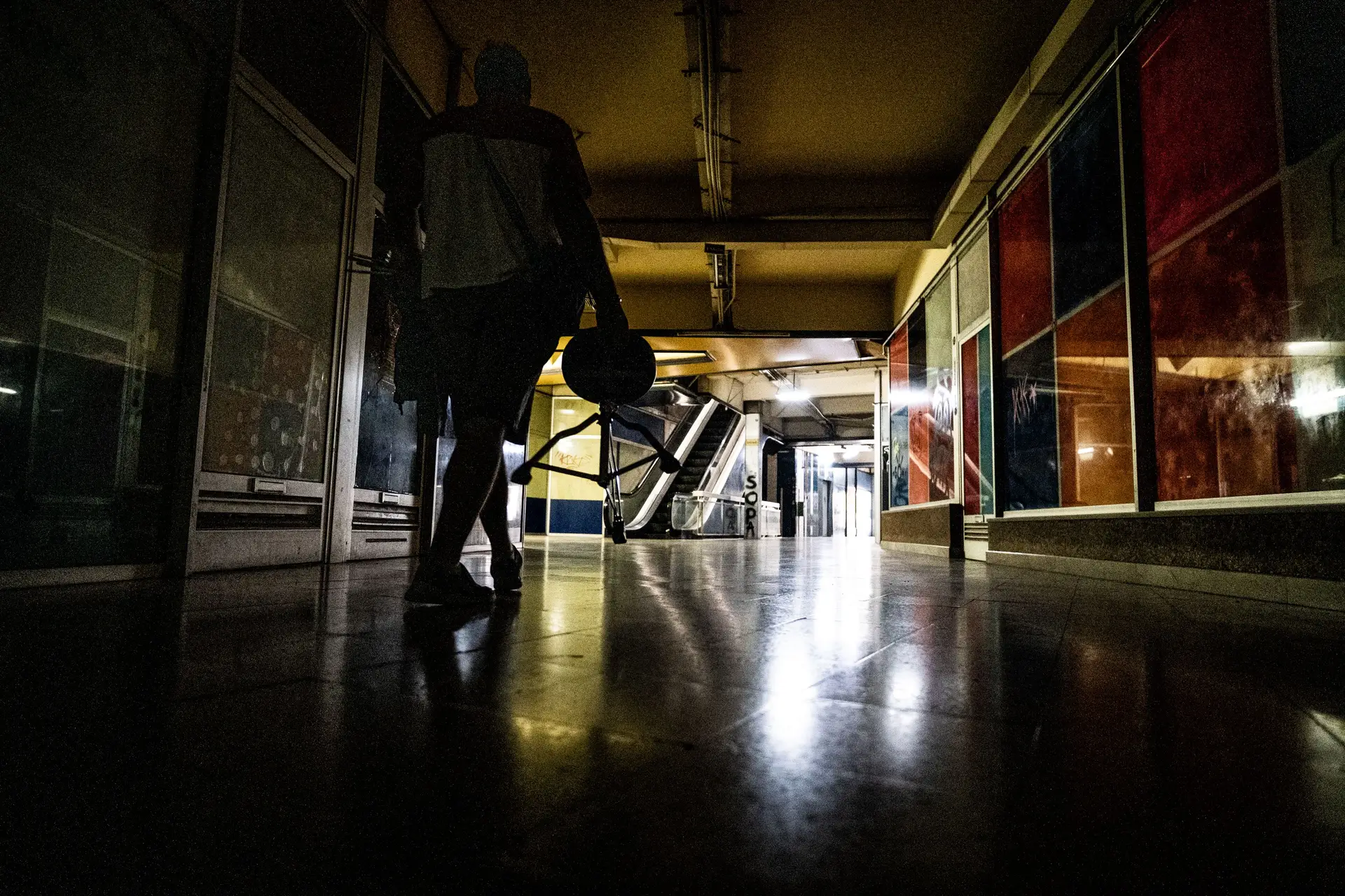 Músicos do Stop negam ter retirado selos e condenam ato que motivou queixa no Ministério Público