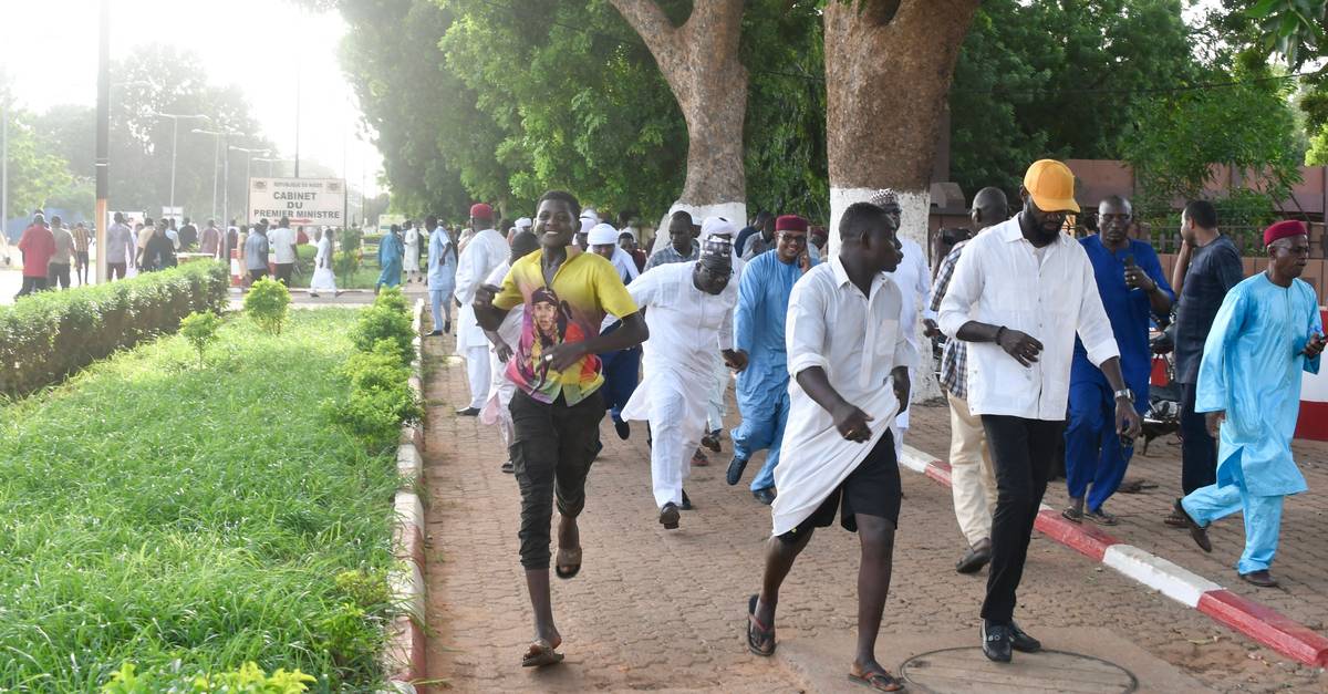 UE garante “total apoio” ao Presidente do Níger e condena tentativa de desestabilização