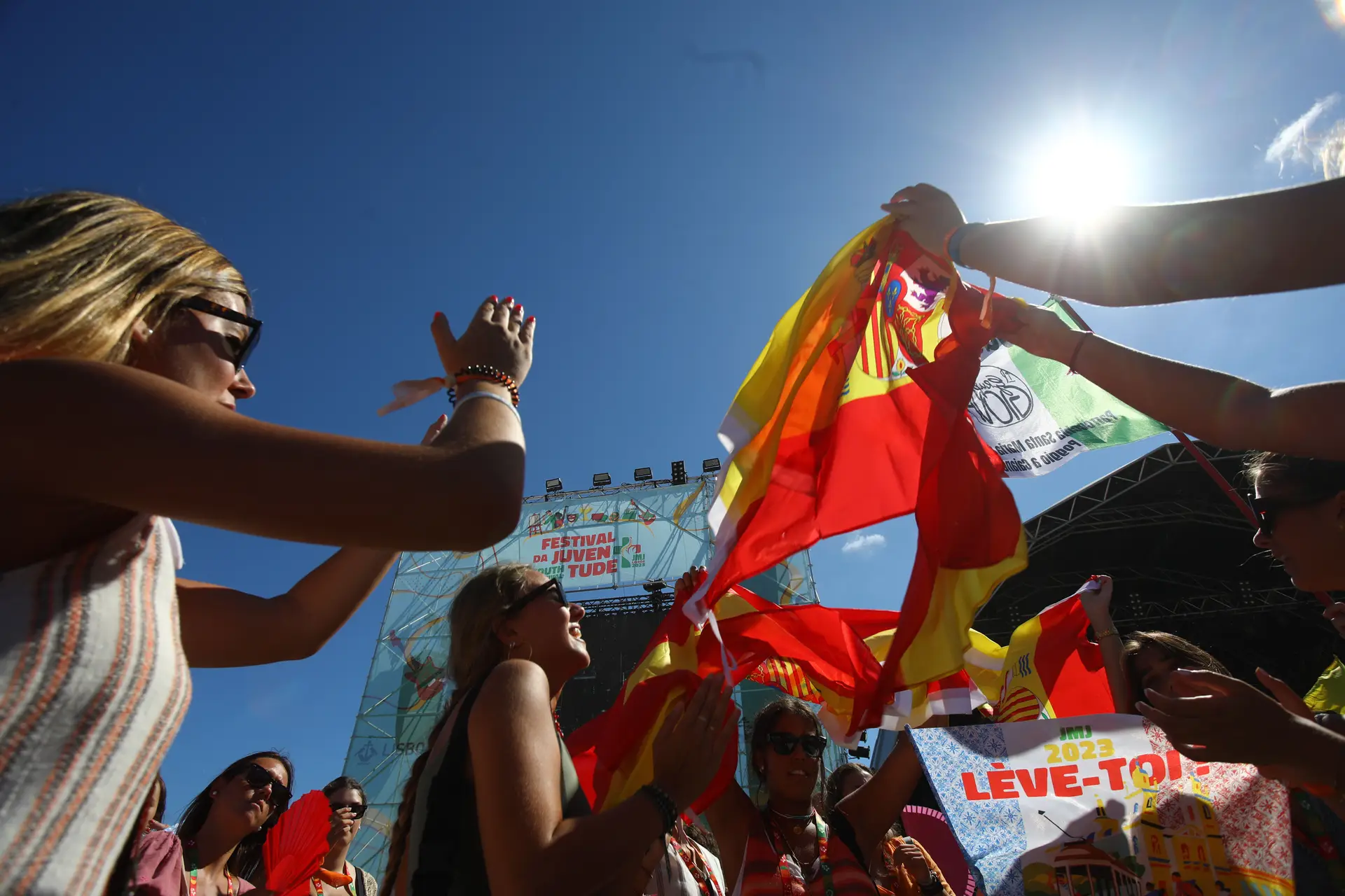 Polícias “temiam” a invasão espanhola na JMJ que não se chegou a verificar (mas há um mistério com autocarros ainda por explicar)