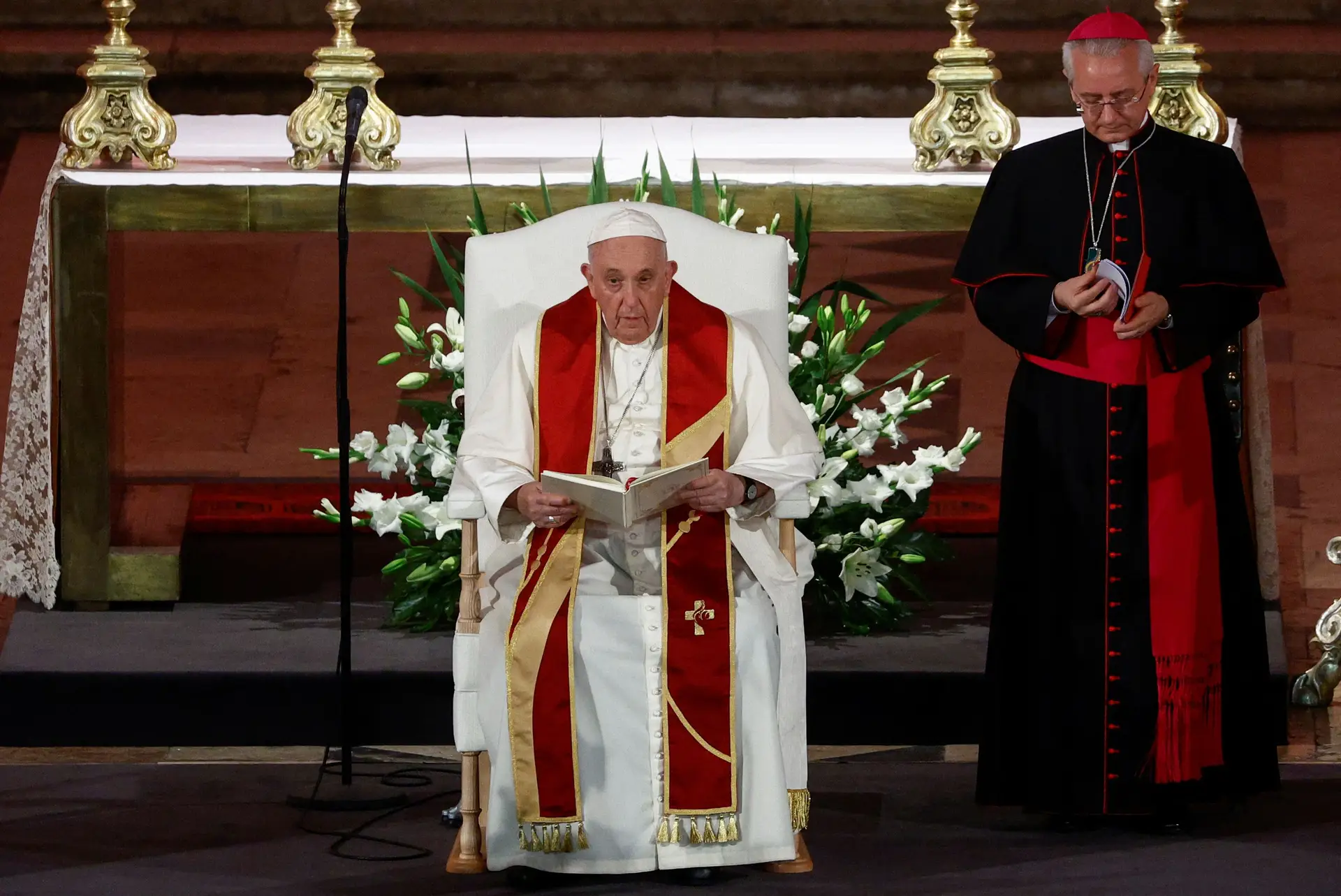 "Se não houver diálogo (...), a Igreja envelhece." Leia a homilia do Papa Francisco nos Jerónimos, na íntegra