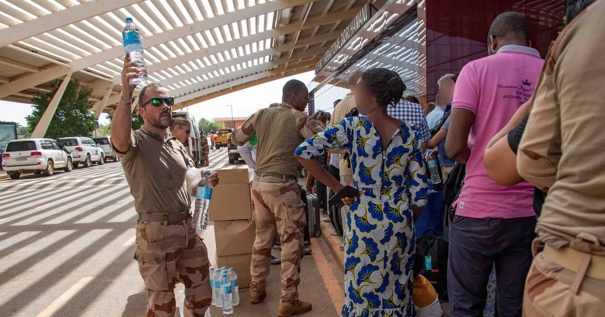 Níger: França terminou operação de retirada de franceses e outros estrangeiros