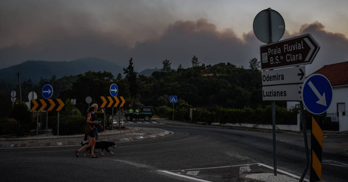 Incêndio em Odemira: quatro localidades evacuadas