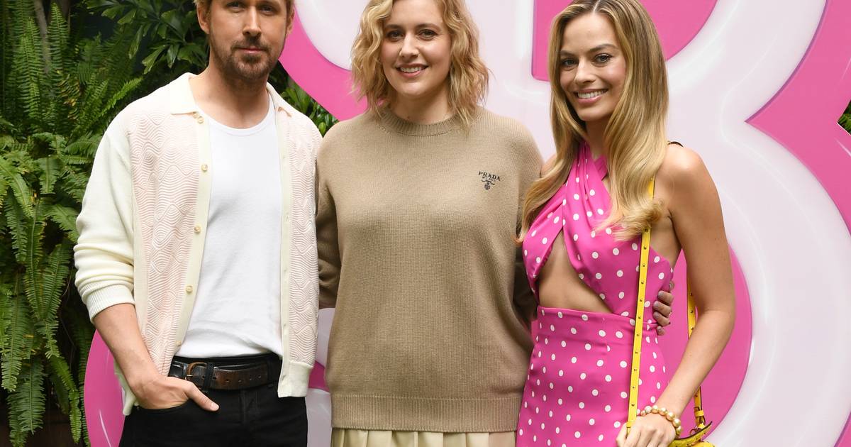 Ryan Gosling enviou uma ‘flash mob’ da “Barbie” à realizadora Greta Gerwig