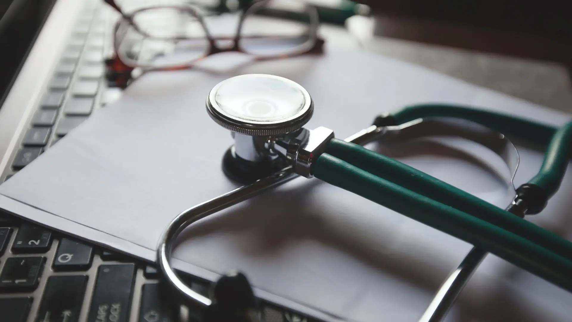 Famílias com grávidas, doentes crónicos e crianças têm prioridade na atribuição de médico de família