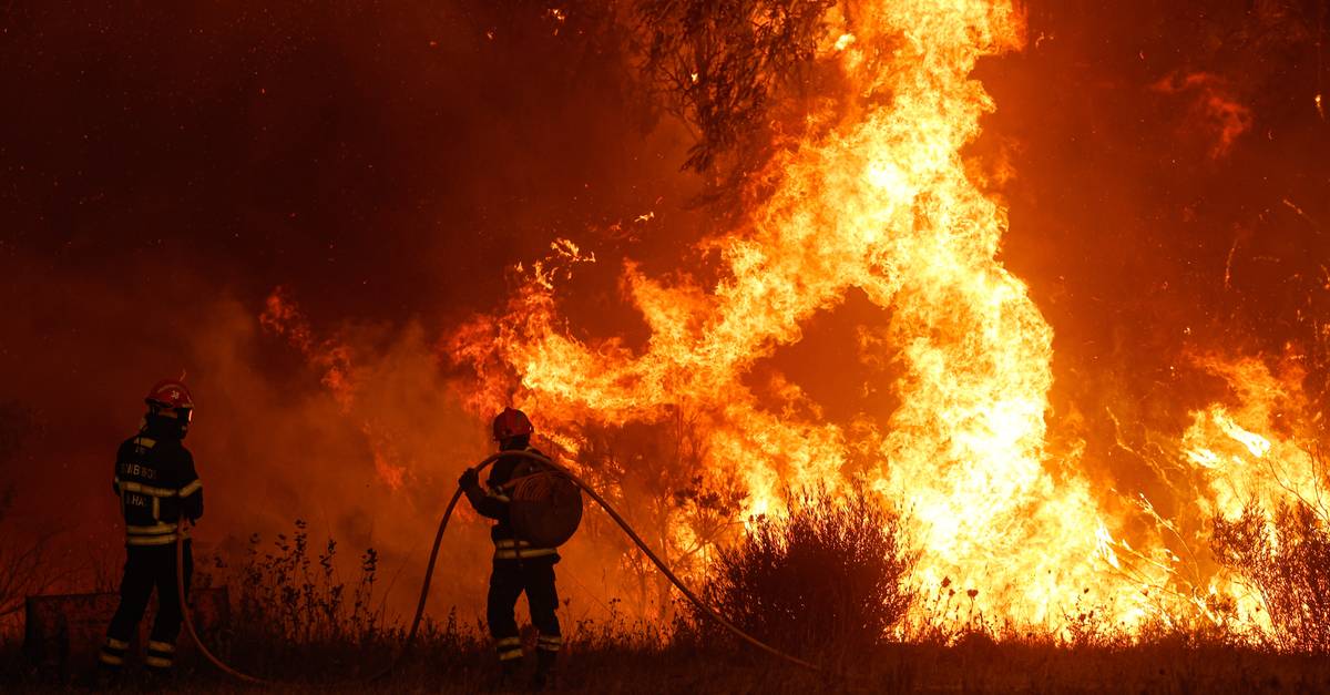 Mais de 1000 bombeiros combatem fogos em Odemira, Leiria e Cinfães; temperaturas em Portugal Continental podem chegar hoje aos 41ºC