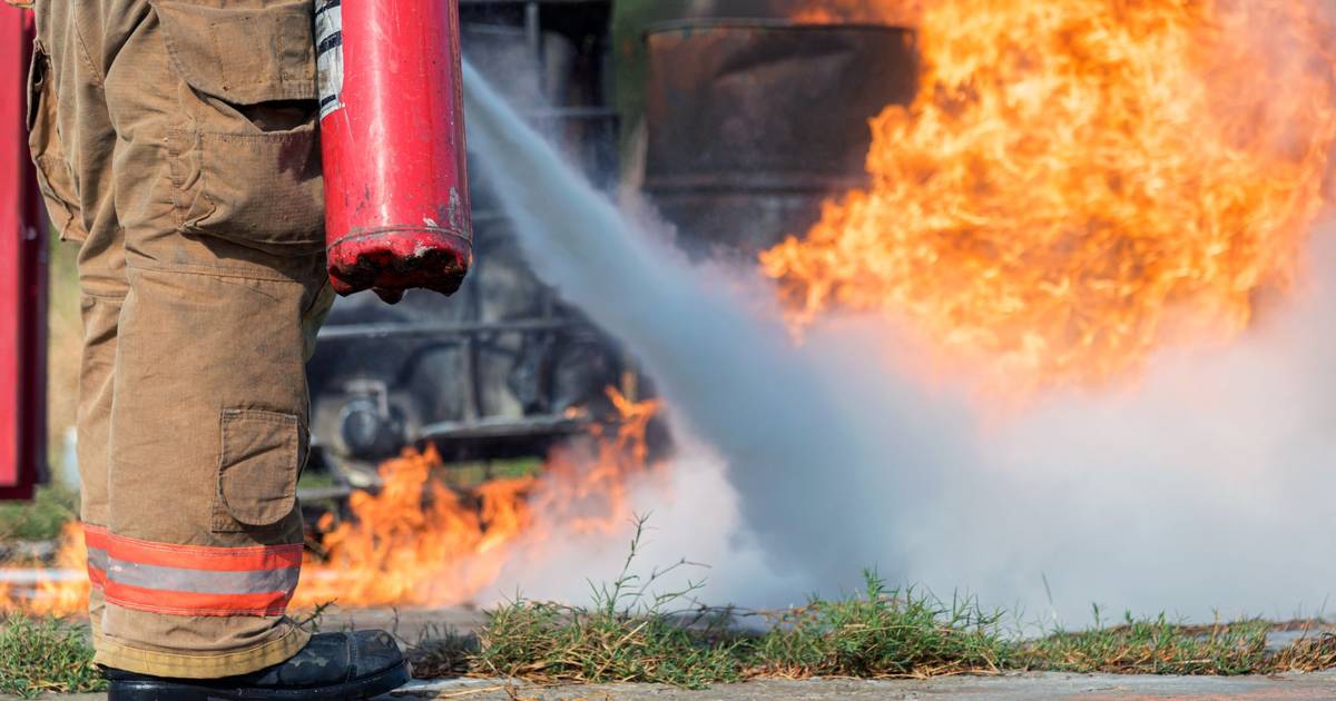 Incêndio em Mogadouro obriga ao corte do IC5 e da Estrada Nacional 221
