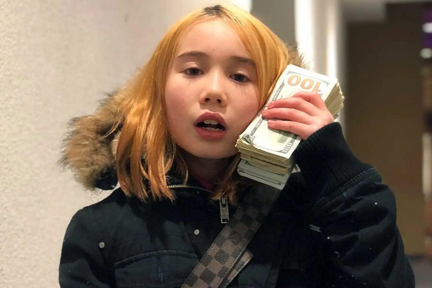 Afinal a rapper ‘viral’ Lil Tay, de 15 anos, e o irmão estão vivos