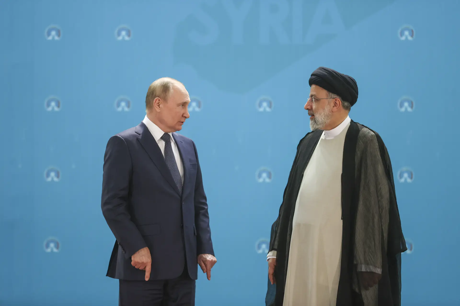Ebrahim Raisi e Vladimir Putin