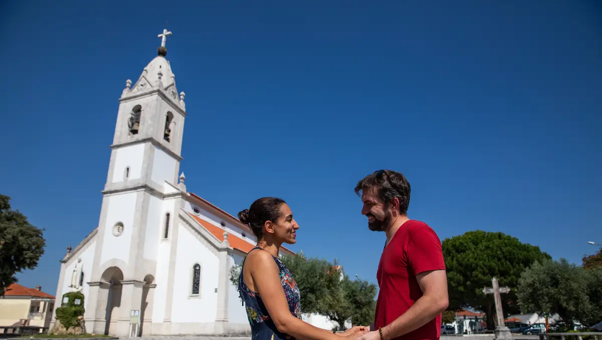 Católico e muçulmana casaram em igreja de Fátima para “mostrar que é  possível”: é um “sinal de tolerância” entre religiões - Expresso