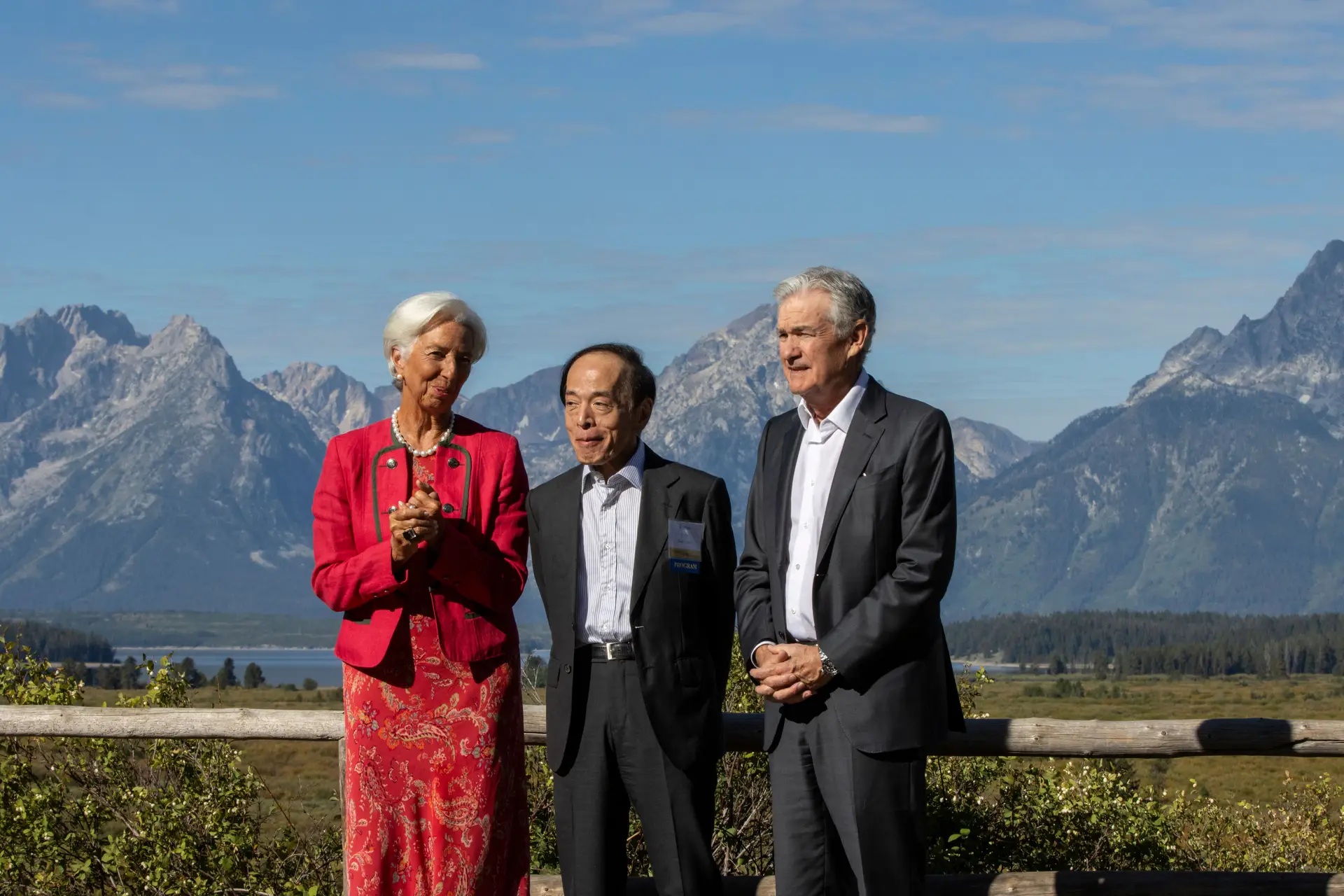 A presidente do BCE, o governador do Banco do Japão e o presidente da Fed.