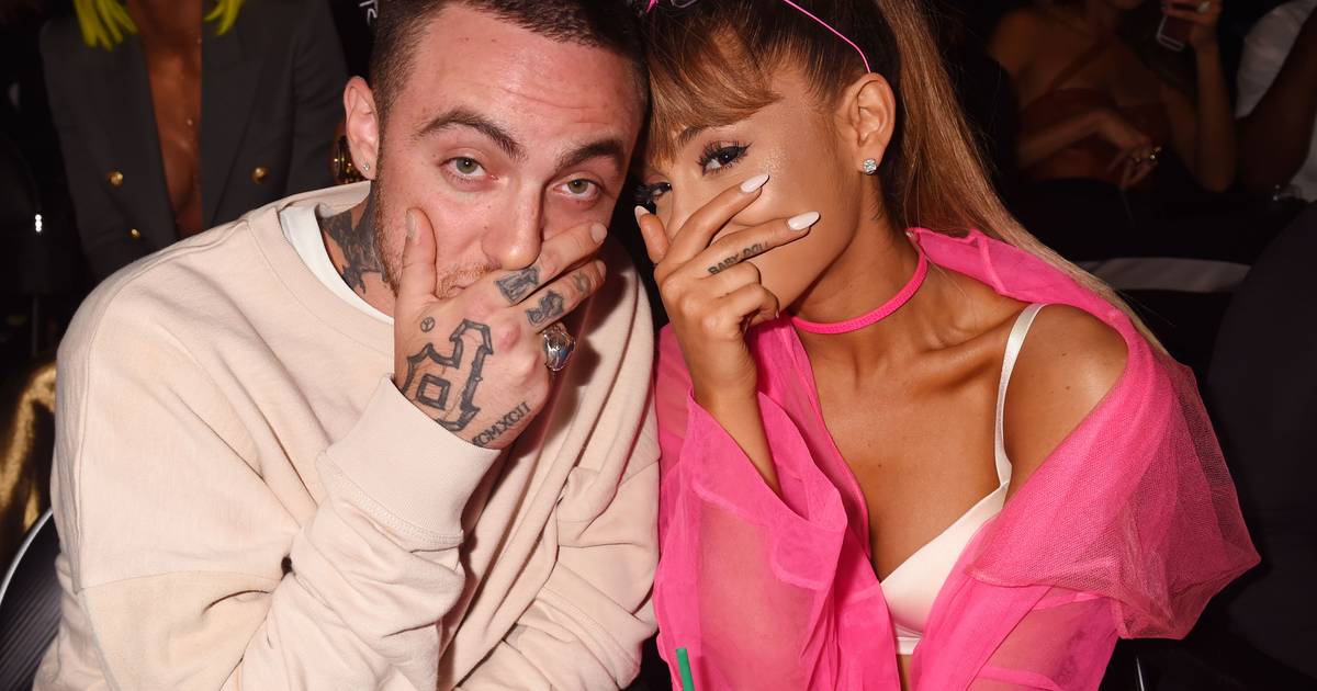 Ariana Grande recorda o ex-namorado Mac Miller, falecido em 2018