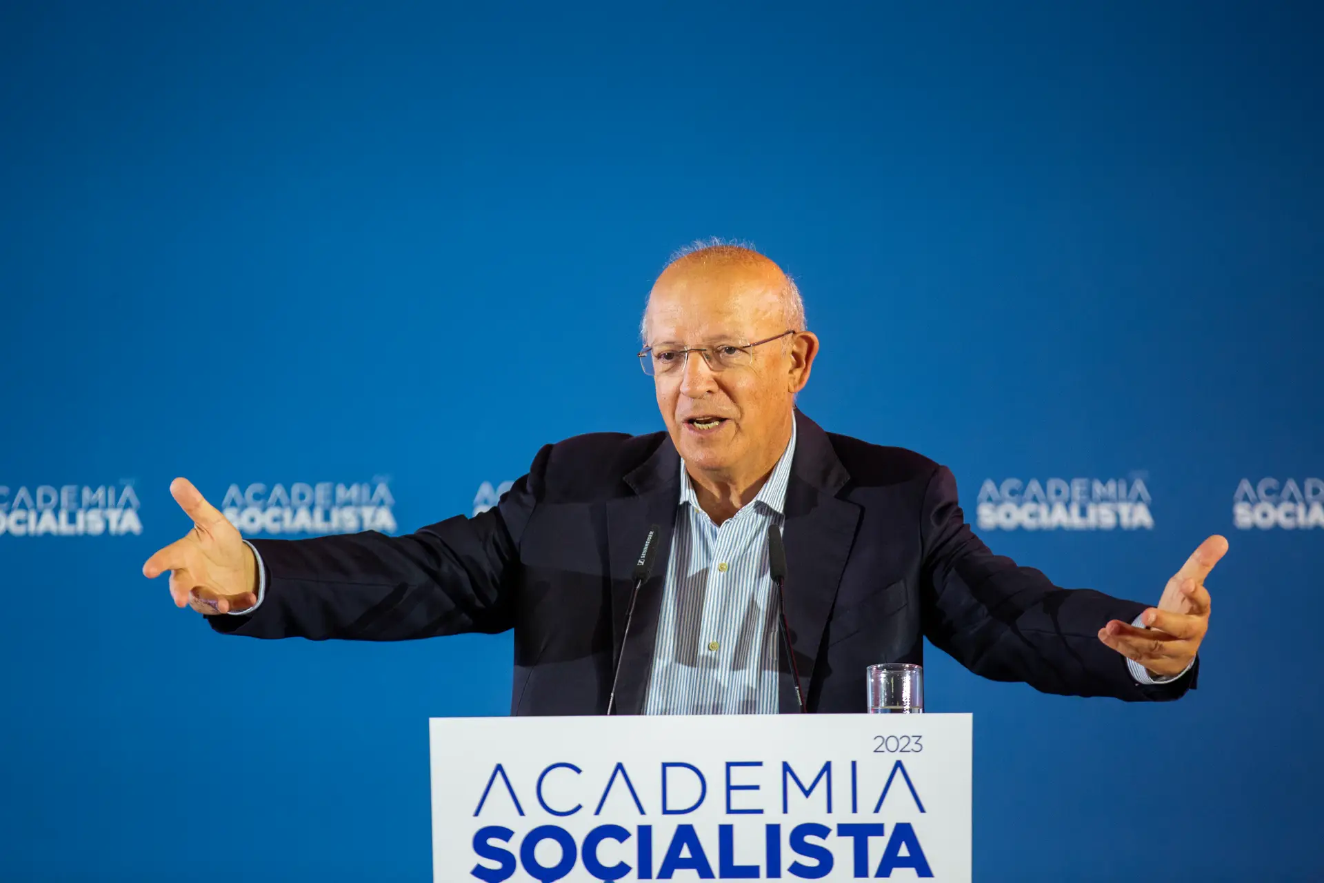Santos Silva: "As fugas de informação são uma ofensa ao Conselho de Estado e aos conselheiros"