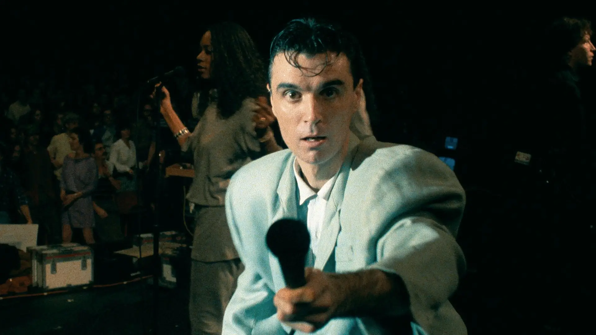 David Byrne no Pantages Theatre, em Hollywood (Los Angeles) em dezembro de 1983. A versão 4K do filme-concerto dos Talking Heads é exibida esta terça-feira, em Lisboa