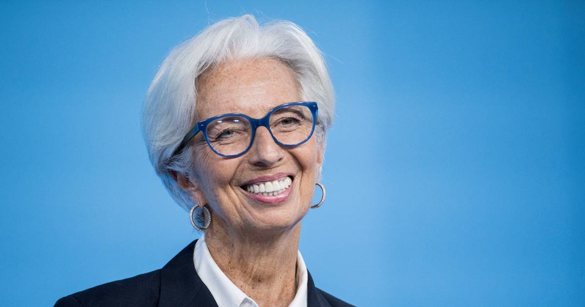 Christine Lagarde elogia a Grécia, admitindo que é uma história de sucesso