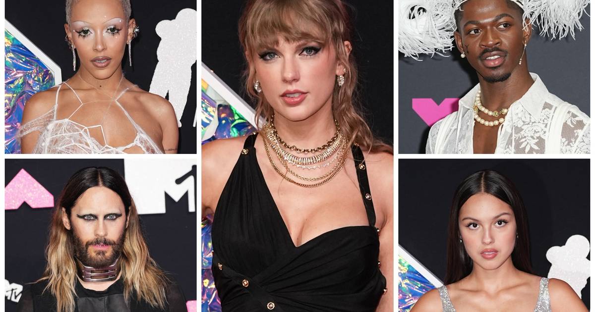 Os ‘looks’ mais falados e extravagantes dos MTV VMAs: da ‘casual’ Taylor Swift à ‘transparente’ Doja Cat