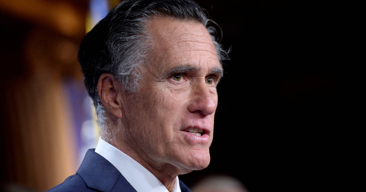 Ex-candidato presidencial norte-americano Mitt Romney afasta recandidatura ao Senado