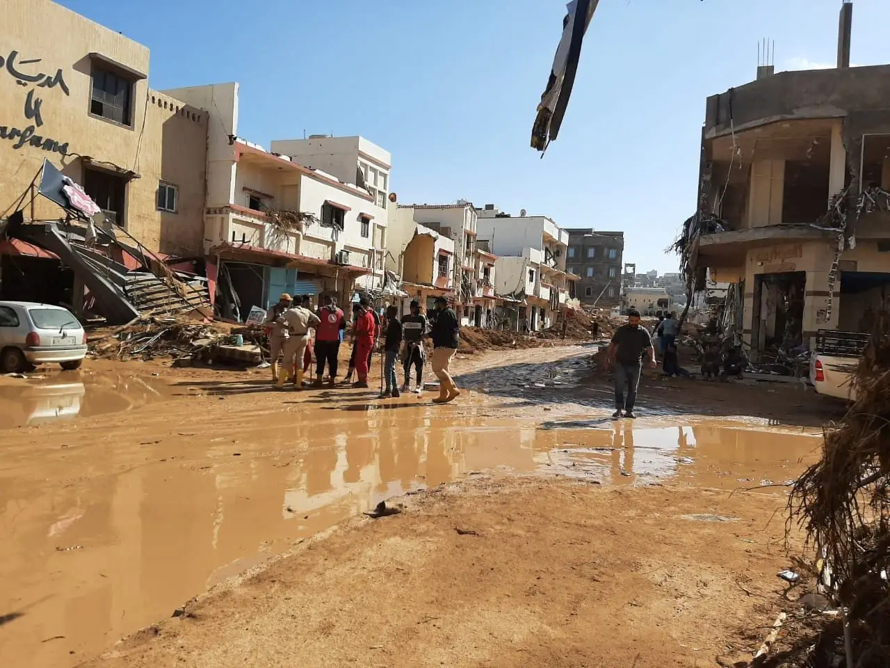 Cheias na Líbia: pelo menos 11.300 mortos na cidade de Derna