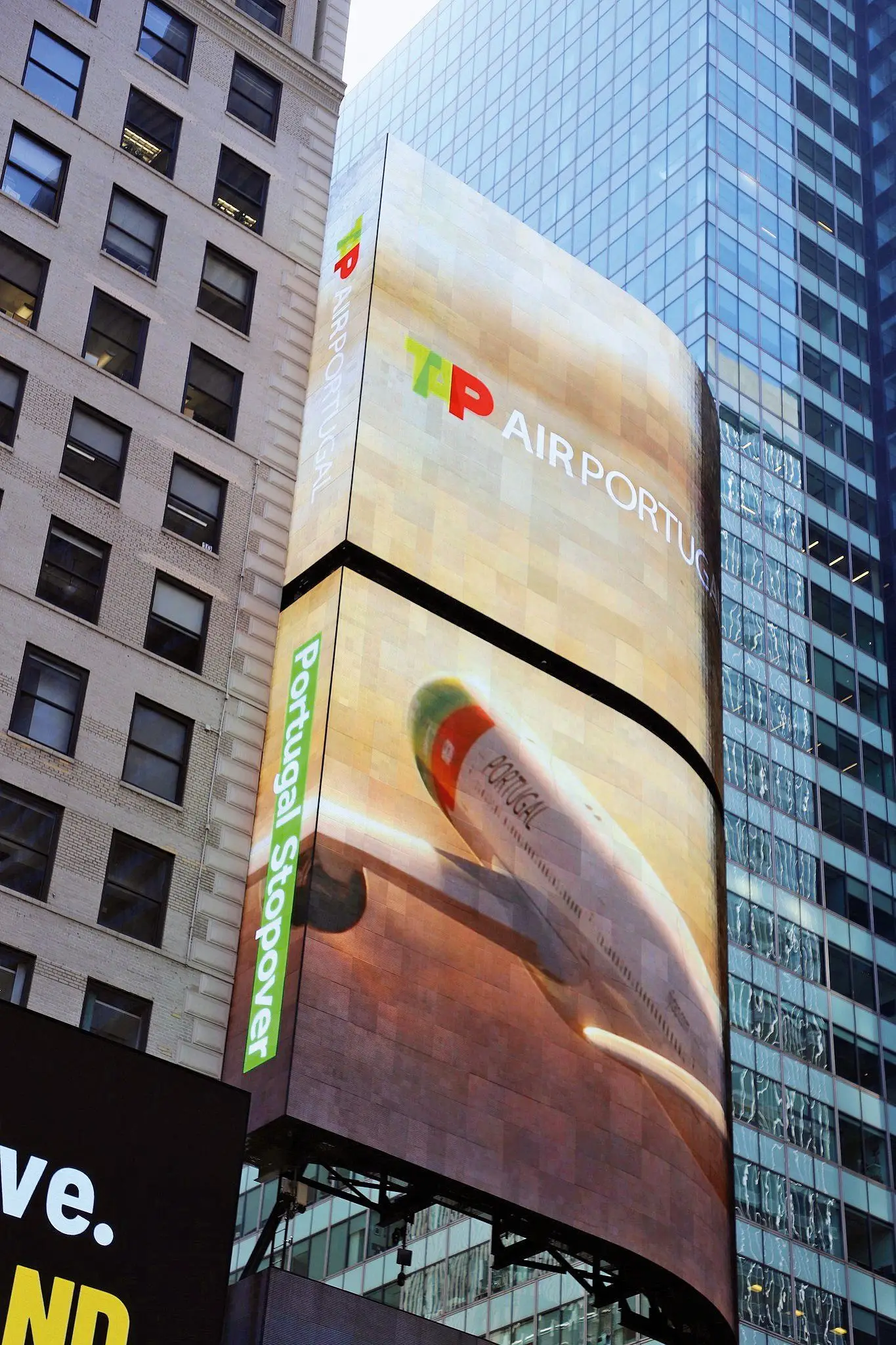 Empenhada em crescer nos EUA, a TAP estará em Times Square até ao final de 2024