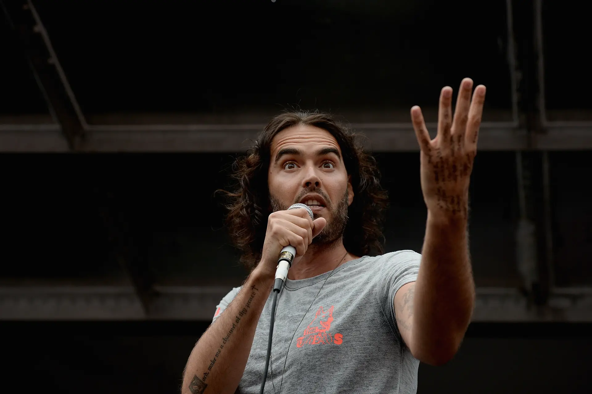 Russell Brand em 2015