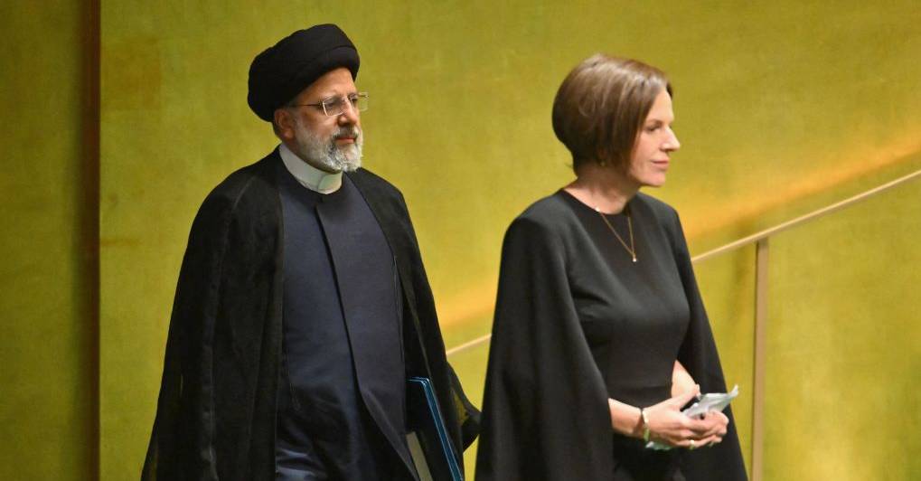 Cinco momentos em cinco dias que demonstram a semana louca do Irão