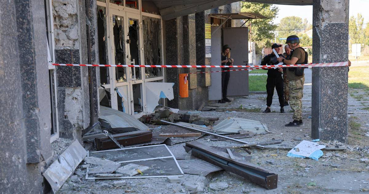 Ataque russo danifica porto de Odessa, drone ucraniano atingiu edifício administrativo em Kursk