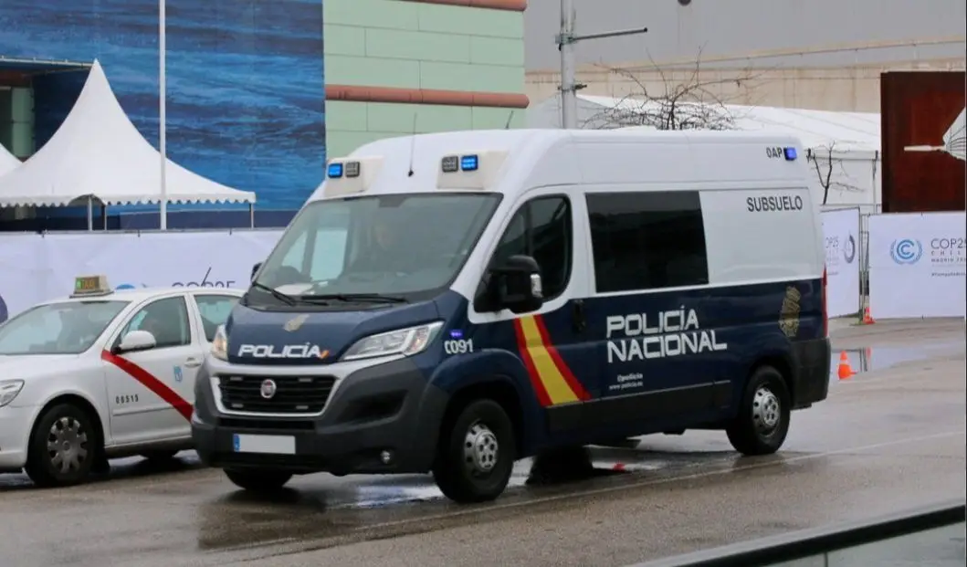 Jovem de 14 anos esfaqueou professores e alunos numa escola em Espanha